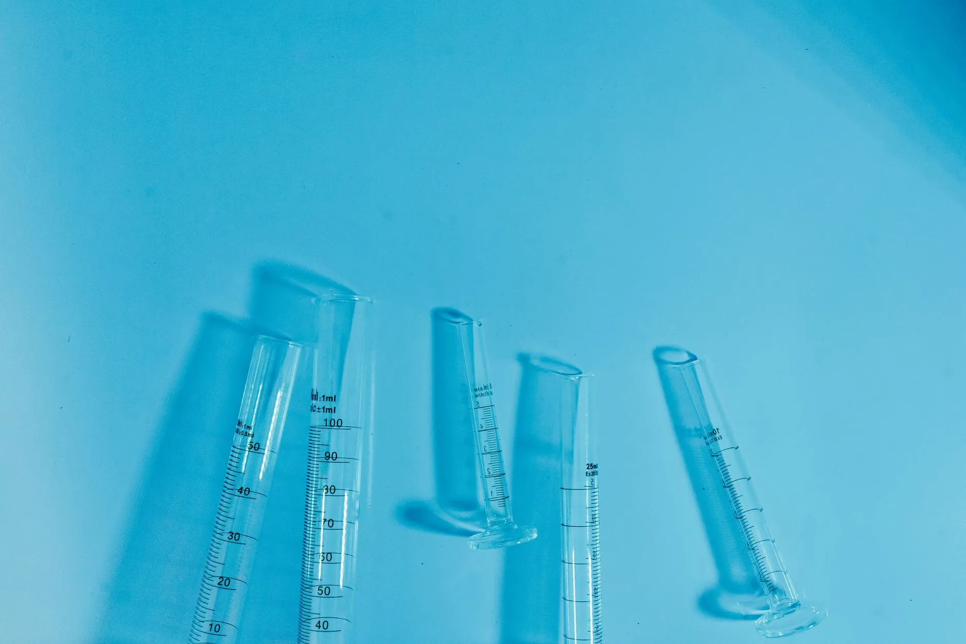 酒店毛巾与浴巾材质对比：全棉与竹纤维的耐用性分析